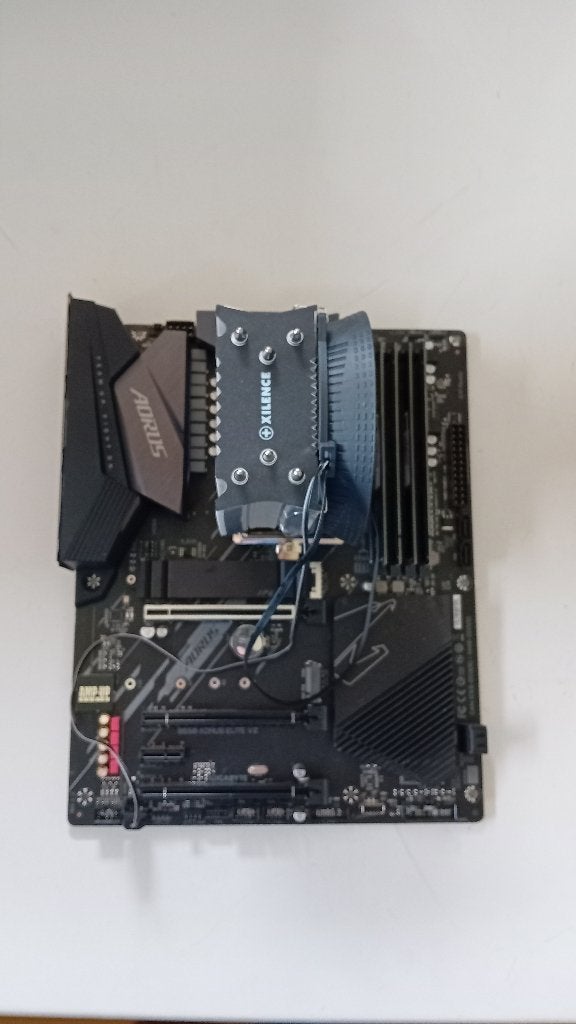 Carte mère GigaByte + processeur AMD + RAM G-skill, Aorus, 32 GB, AMD Ryzen 5, Utilisé