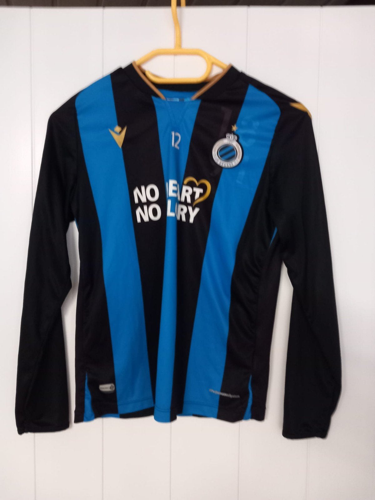 Club Brugge trui 146,158, Enlèvement