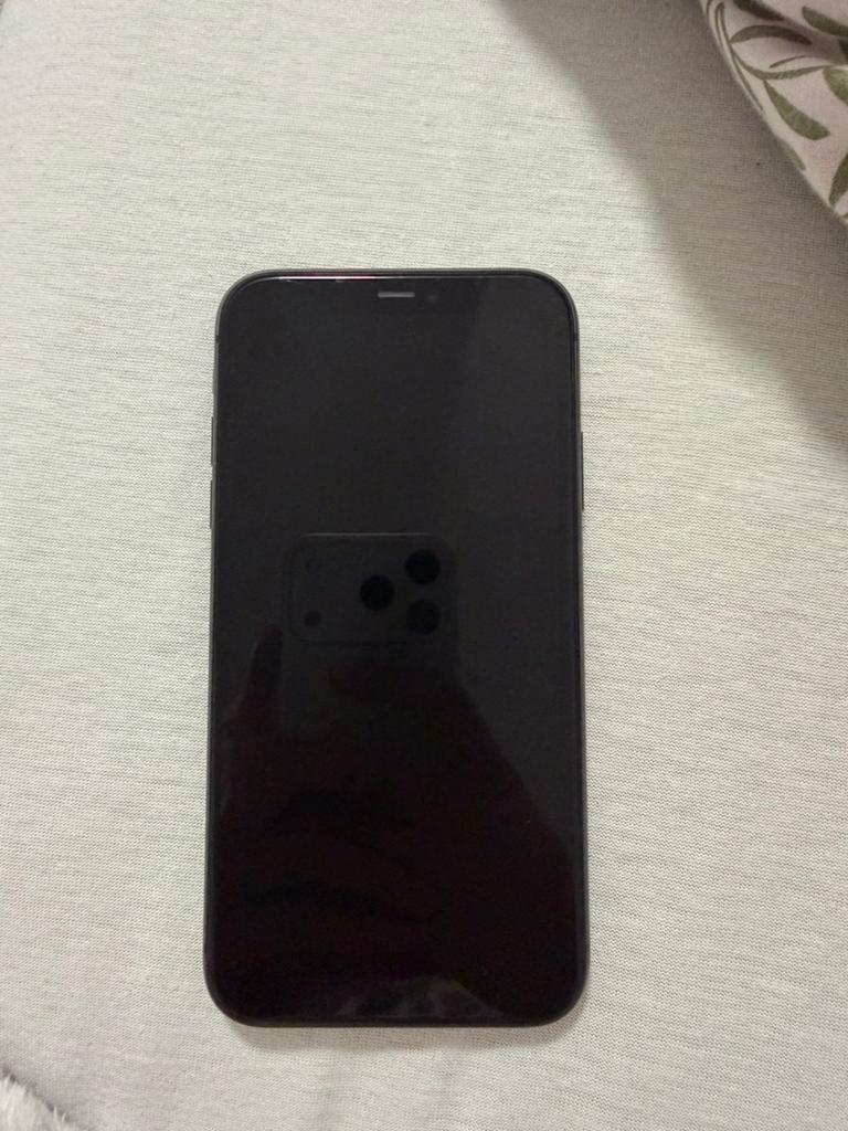 Iphone 11 in goede staat te koop, Telecommunicatie, Mobiele telefoons | Apple iPhone, Ophalen, Zo goed als nieuw, IPhone 11