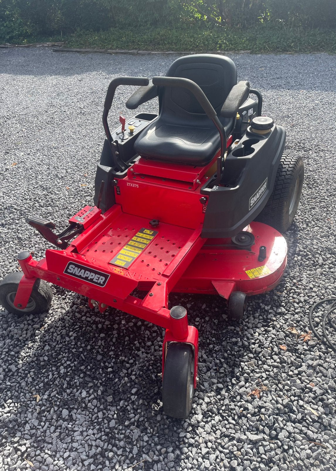 Tracteur tondeuse ZTX275, Jardin & Terrasse, Tondeuses autoportées, Enlèvement, Utilisé, Fonction de mulching, 120 cm ou plus
