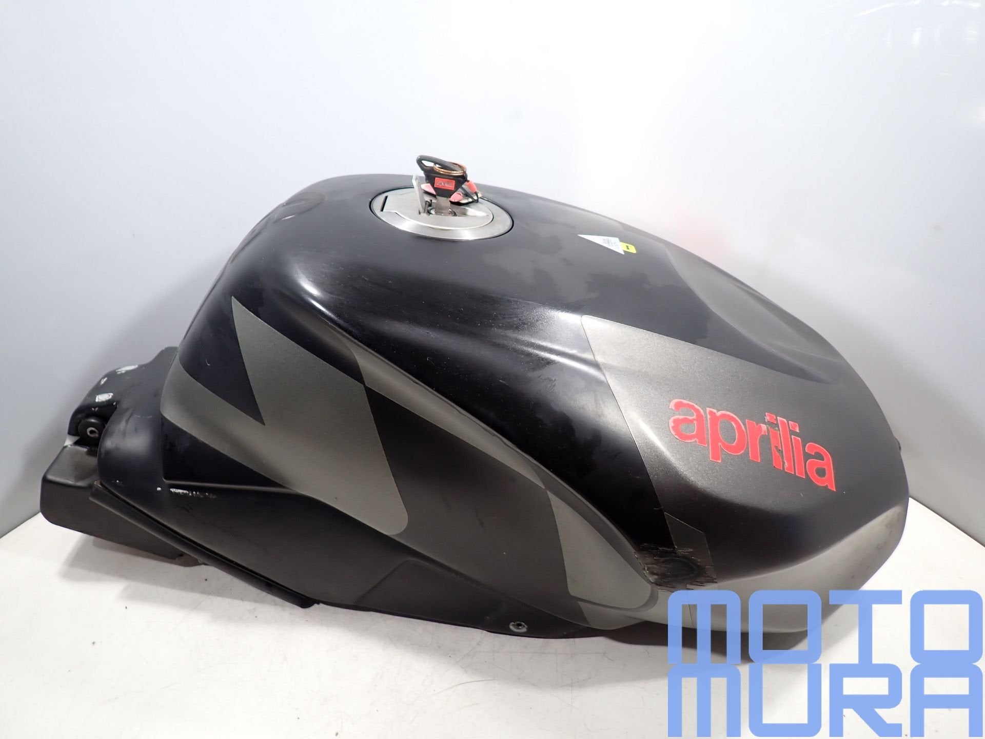 Aprilia Tuono 1000 2006 - 2011 brandstoftank benzinetank tan, Motoren, Gebruikt, -, -, Ophalen of Verzenden
