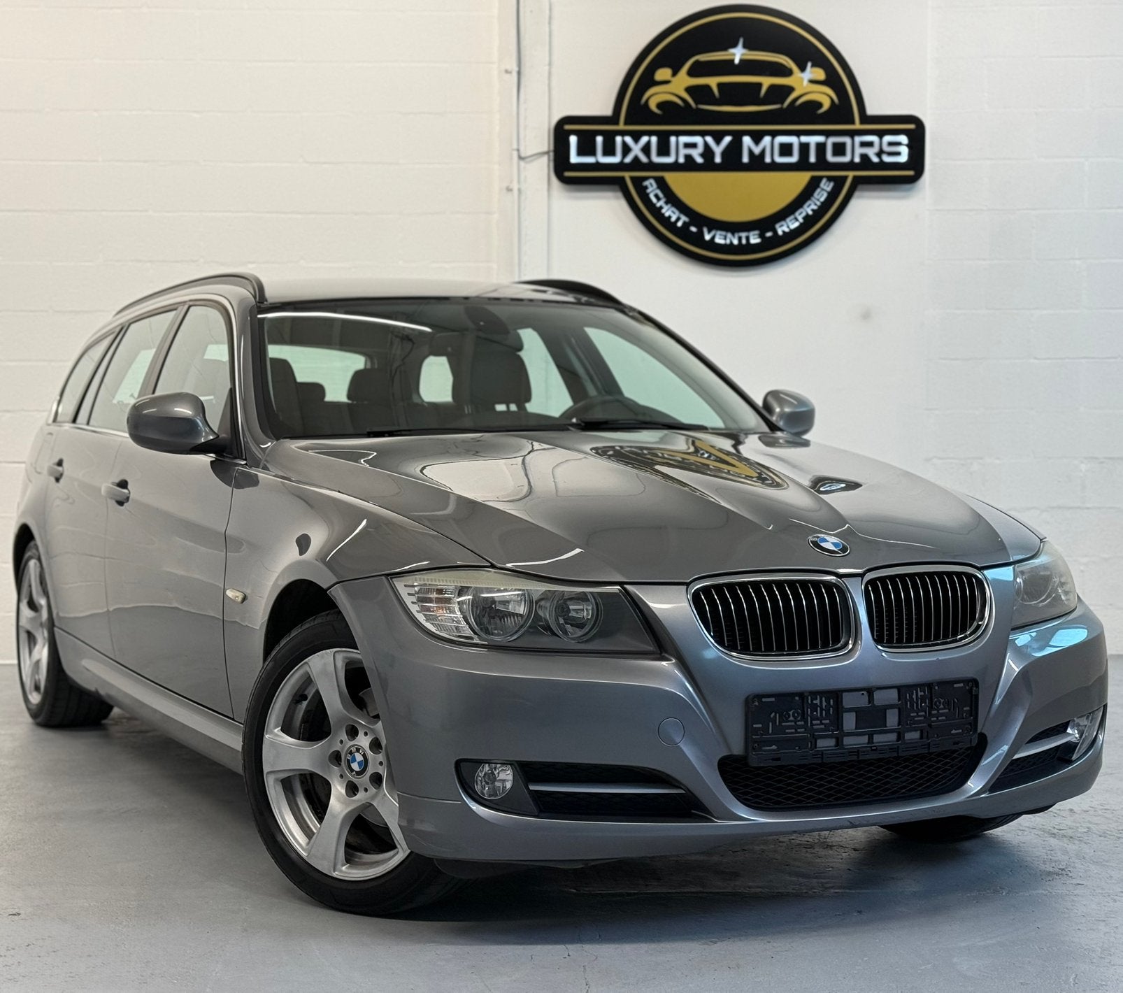 BMW 316D 2011 FACELIFT *FAIBLE KM* *CT OK*, Autos, Cuir, Entreprise, Boîte manuelle, Noir