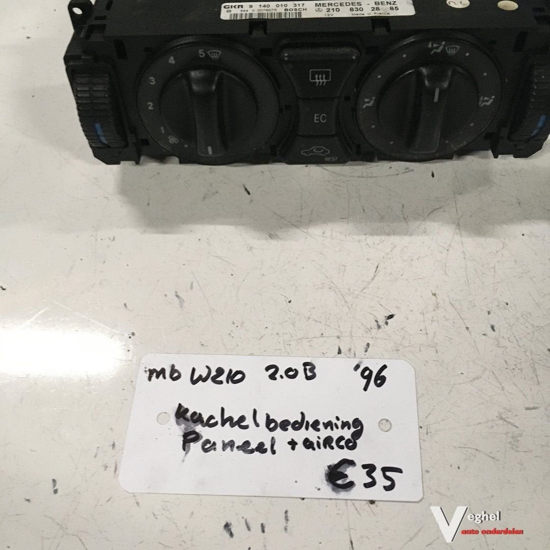 Mercedes W210 2.0 Benzine 1996  Kachelbedieningspaneel 210 8, Gebruikt, -, -, Ophalen of Verzenden