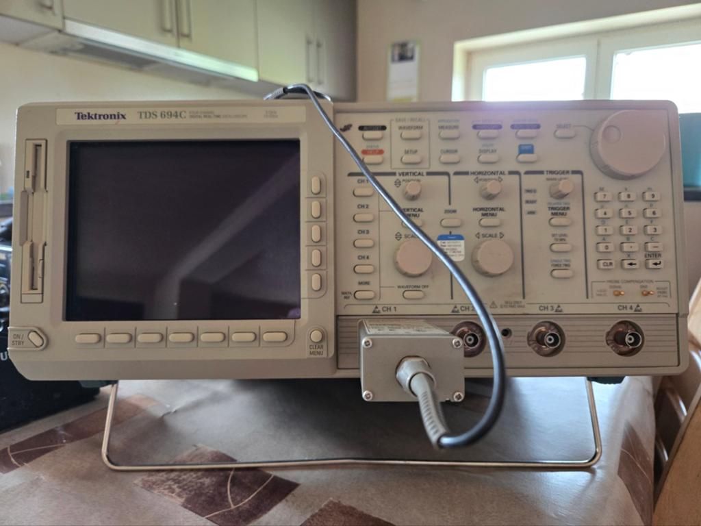 Oscilloscoop Tektronix TDS 694C, Doe-het-zelf en Bouw, Meetapparatuur, Ophalen