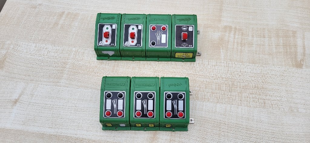set met 7 stuks fleischmann schakelaars, Ophalen of Verzenden, Gebruikt, Gelijkstroom, Fleischmann