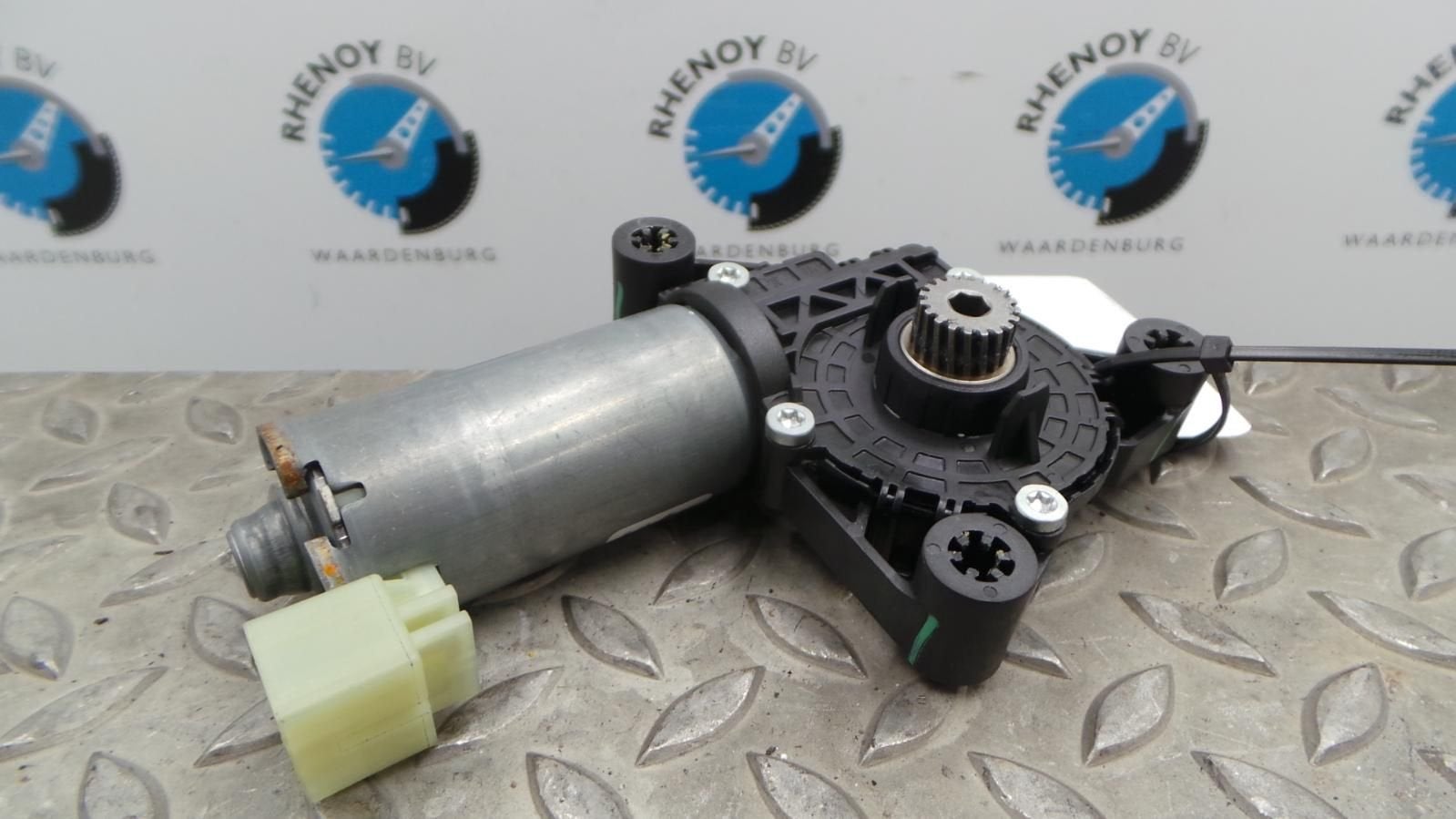 PEUGEOT 108 CABRIOLET DAK MOTOR 2015, Ophalen of Verzenden, Gebruikt, Stiba lid