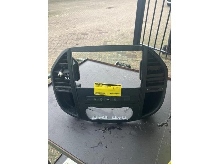 Commutateur éclairage d'urgence d'un Mercedes Vito, 3 mois de garantie, Utilisé, -, -