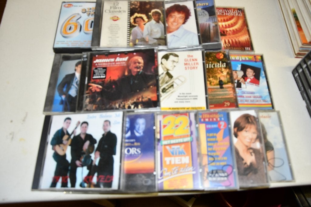 16 VINTED CD'S, Ophalen, Gebruikt