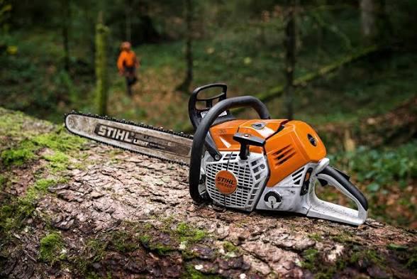 Gezocht defecte stihl kettingzagen, Ophalen, Zo goed als nieuw
