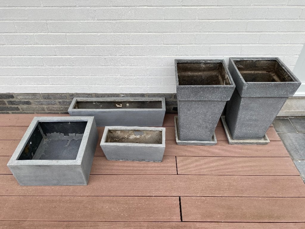BLOEMPOTTEN EN BLOEMBAKKEN TE KOOP, Ophalen, Gebruikt, Steen, Tuin