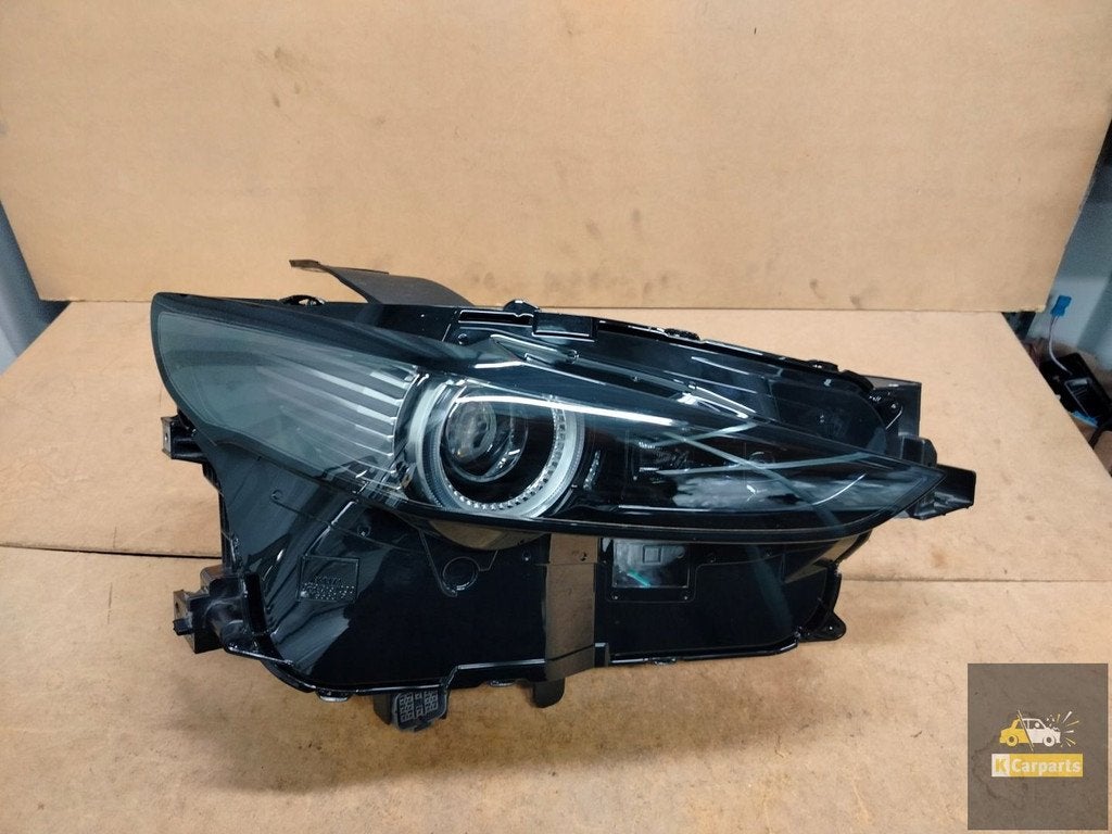 DFR7-51030, Mazda CX30 Full Led 14 Pin rechterlamp, Auto-onderdelen, Gebruikt, Shinchi, Fuchu-Cho 3-1
730-8670  Hiroshima, Mazda Motor Corporation