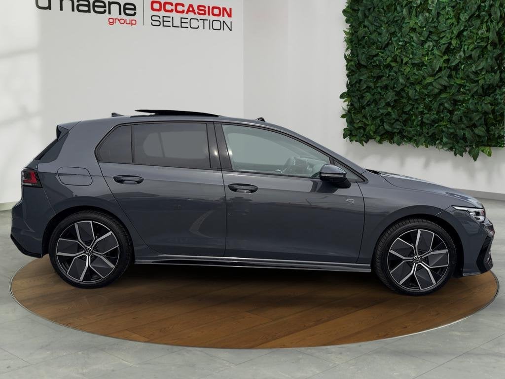 Volkswagen Golf VIII Golf 1.5 eTSI R-Line Business Premium D, Automaat, 124 g/km, Golf, Alarm