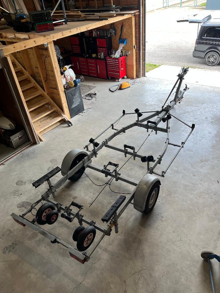 Boottrailer, Ophalen, Minder dan 1500 kg, Gebruikt, 6 tot 9 meter
