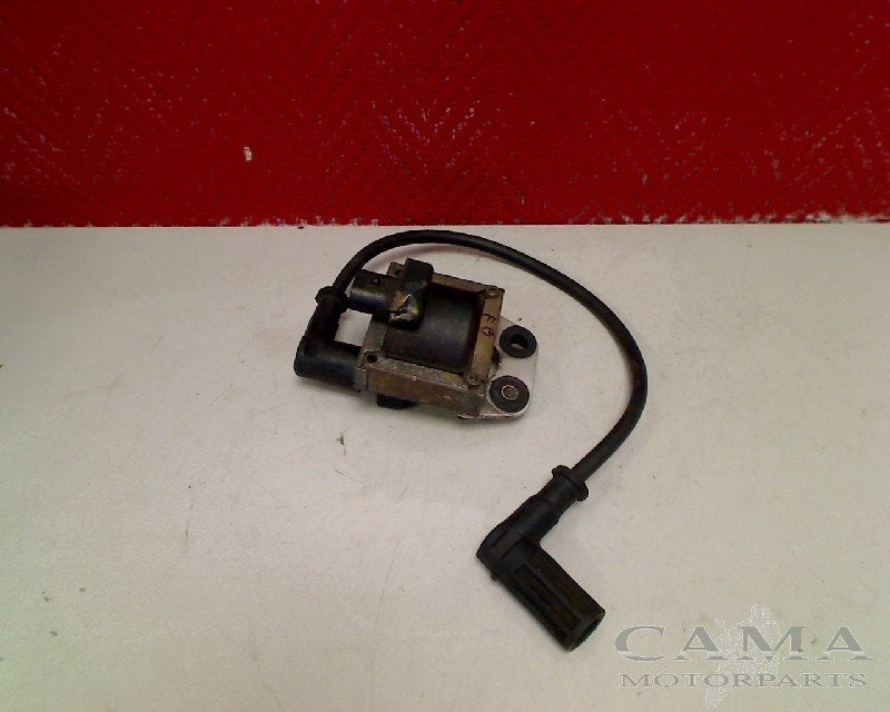 BOBINE D'ALLUMAGE Ducati 900 SS (01-1970/-) (BAE850), Dhr. S. di Majo, Utilisé, Info@cama-motorparts.nl, P.J. Troelstraweg 8 8
3144 CX  MAASSLUIS, NL
