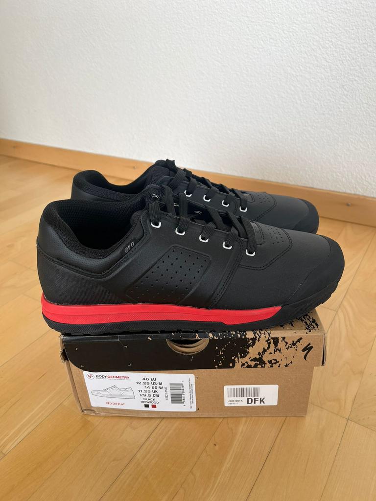 Nieuw Mountainbike Schoenen  SPECIALIZED, maat 46, Fietsen en Brommers, Ophalen, Zo goed als nieuw, Schoenen