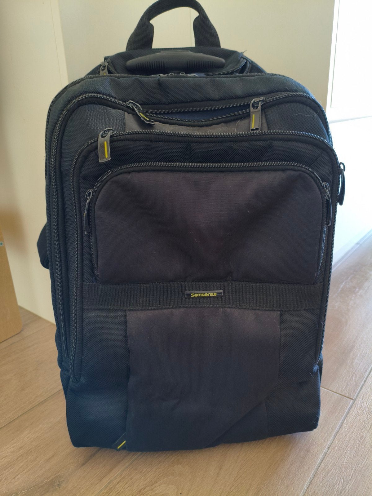 samsonite laptoptrolley 17,3inch, Meerdere vakken, 17 inch of meer, Ophalen of Verzenden, Zwart