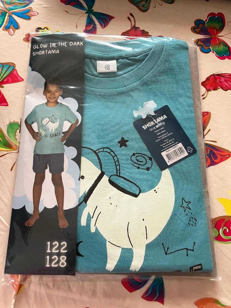 Nieuwe Space ' Glow in the dark ' pyjama - maat 122 / 128, Ophalen of Verzenden, Nieuw, Jongen, Nacht- of Onderkleding