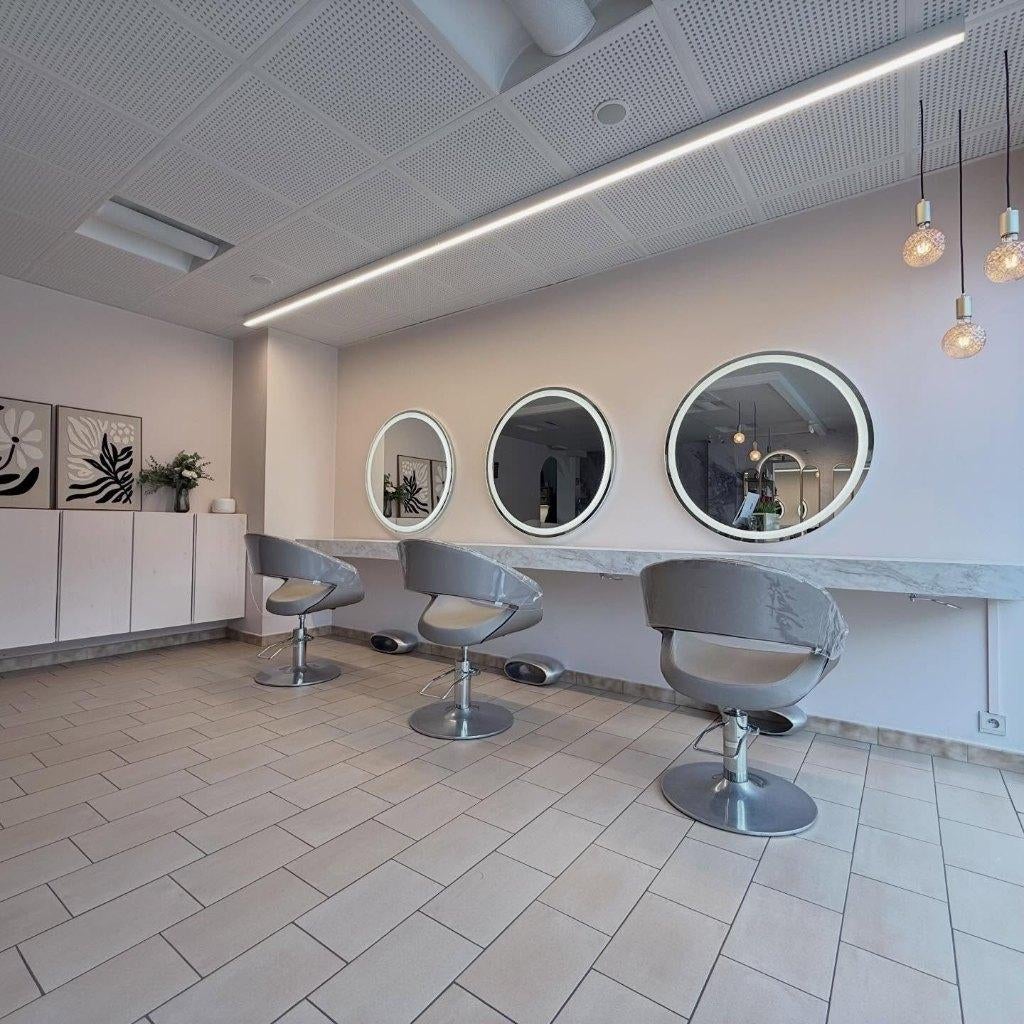 TER OVERNAME / INSTAPKLAAR KAPSALON, Articles professionnels, Aménagement de Bureau & Magasin | Mobilier de bureau & Aménagement