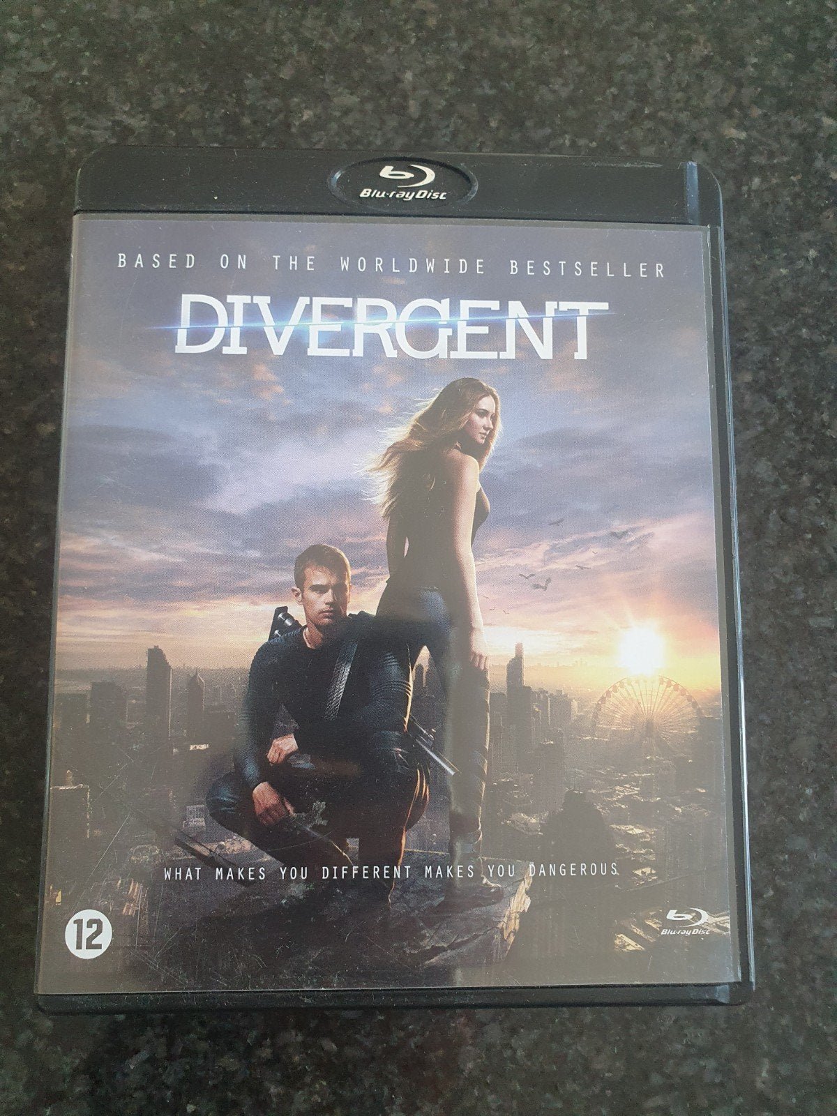 Divergent blu ray NL FR, Ophalen of Verzenden