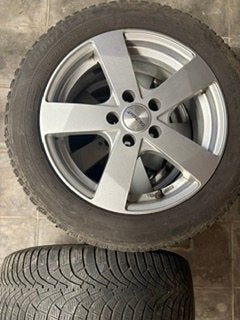 jantes montées avec pneus hiver, Autos : Pièces & Accessoires, Pneus & Jantes, Pneus hiver, 16 pouces, Véhicule de tourisme, 205 mm