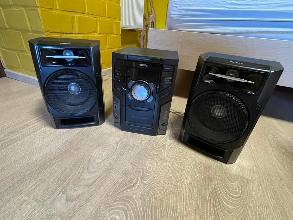Stereo Philips met 2 boxen, Audio, Tv en Foto, Stereoketens, Ophalen, Philips, MP3-aansluiting, Tuner of Radio