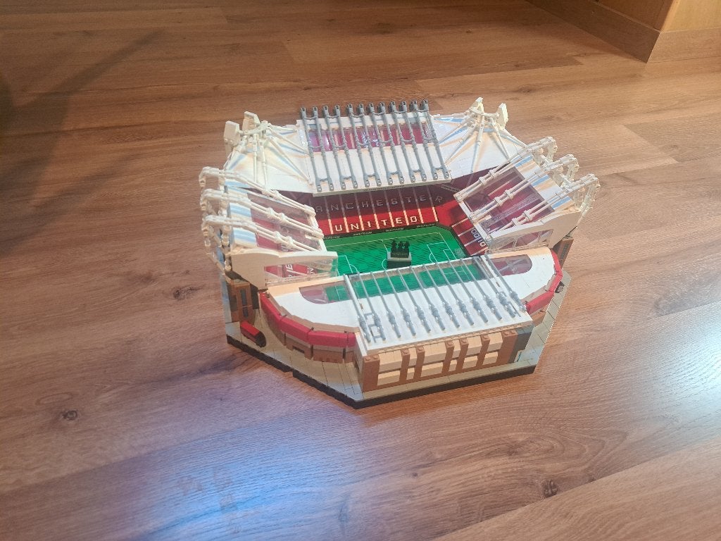 Lego Old Trafford, Kinderen en Baby's, Speelgoed | Duplo en Lego, Ophalen, Lego, Zo goed als nieuw, Compleet