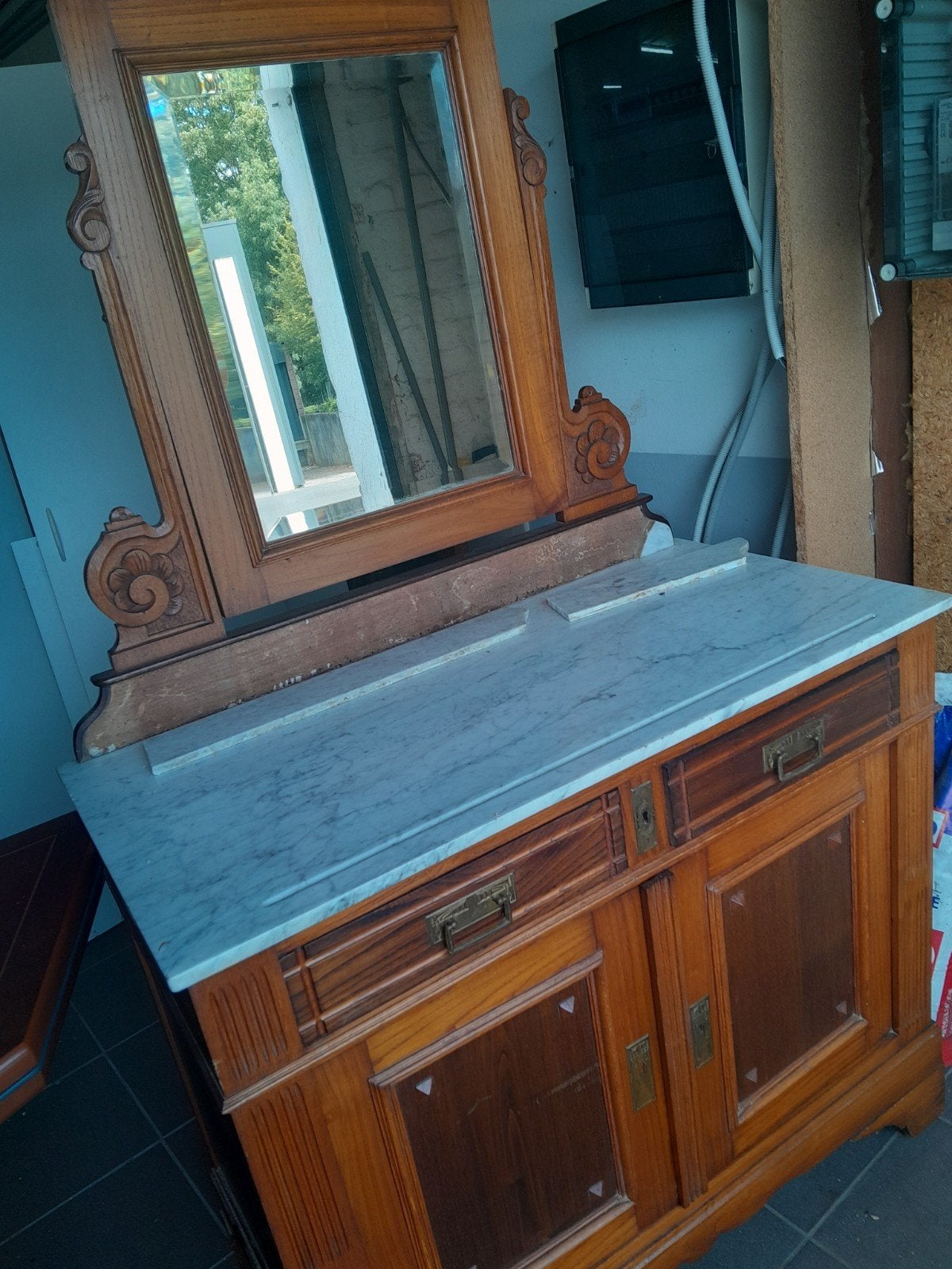 Ancienne Coiffeuse, Maison & Meubles