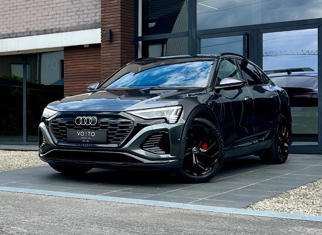 Audi Q8 e-tron Sportback 55 Quattro 2X S-LINE/PANO/B&O/TREKH, Auto's, Audi, Automaat, 0 cilinders, 1800 kg, Alcantara