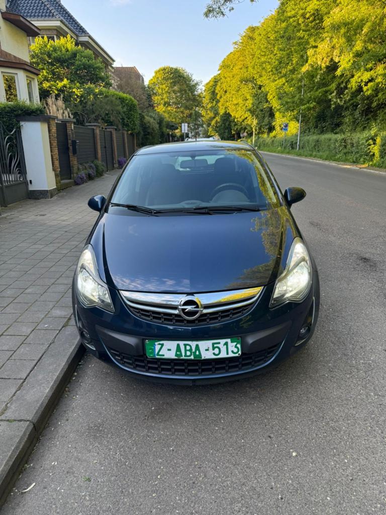Opel corsa 1.2 benzine klaar om geregistreerd te worden, Auto's, Euro 5, 5 deurs, Particulier, Corsa