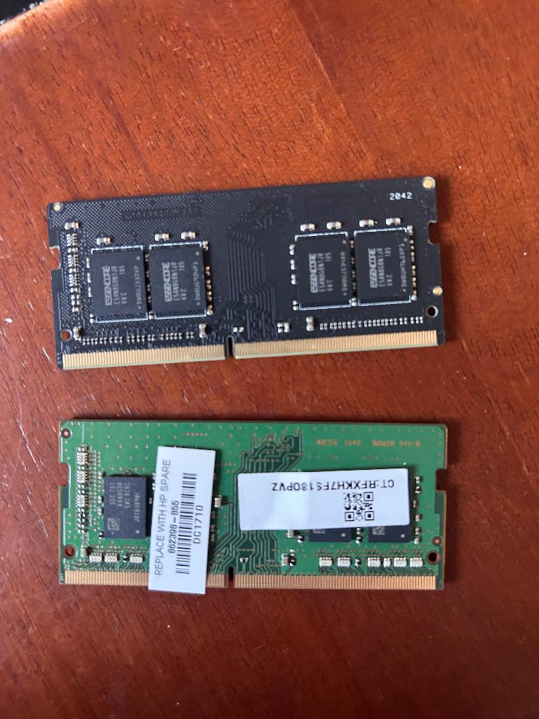 2 x 8 GB RAM, Computers en Software, RAM geheugen, DDR4, Ophalen of Verzenden, Zo goed als nieuw, Laptop