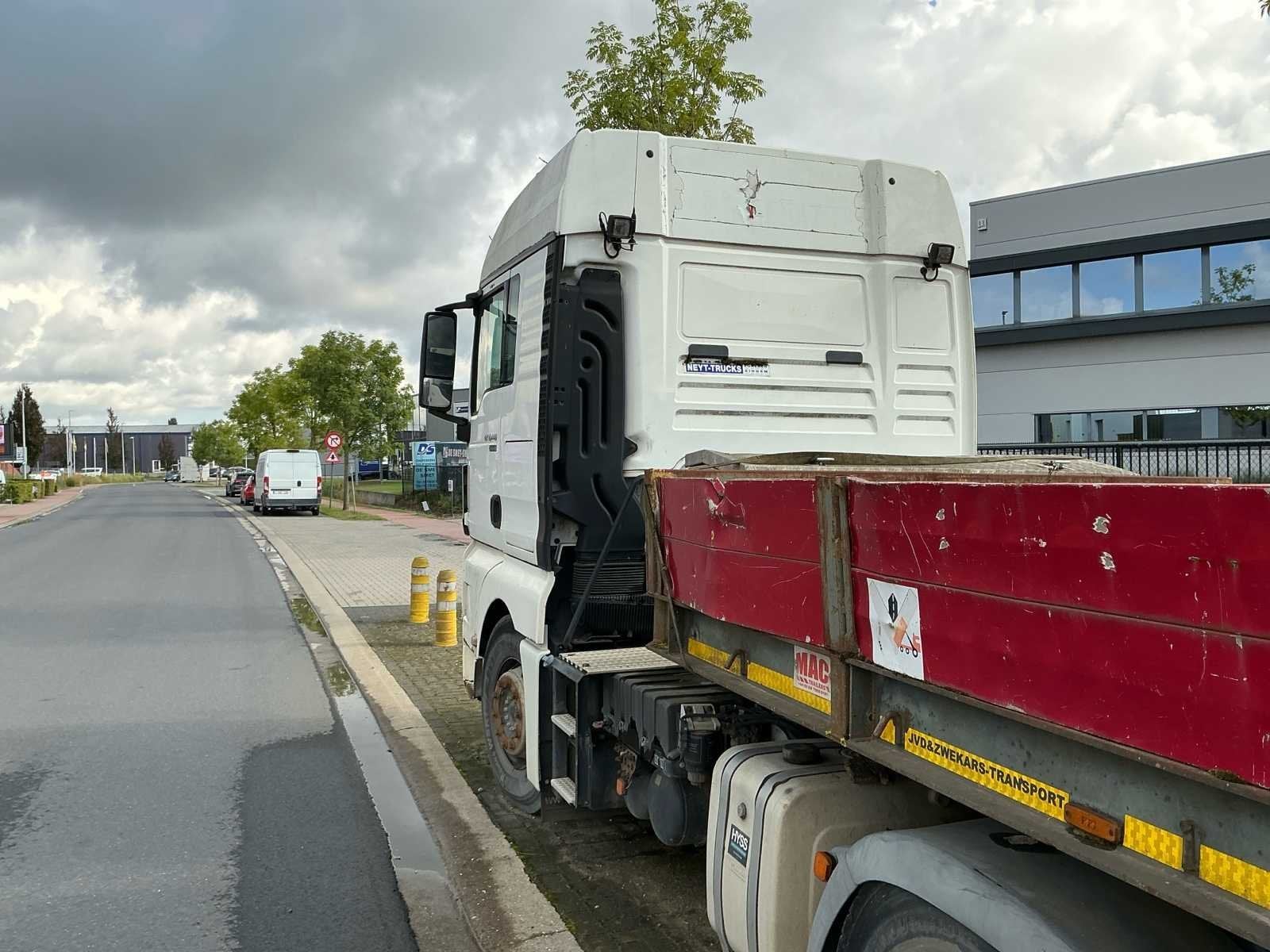 Camion HOMME L200746001 2015, Autos, Achat, Euro 6, Entreprise, Autres carburants