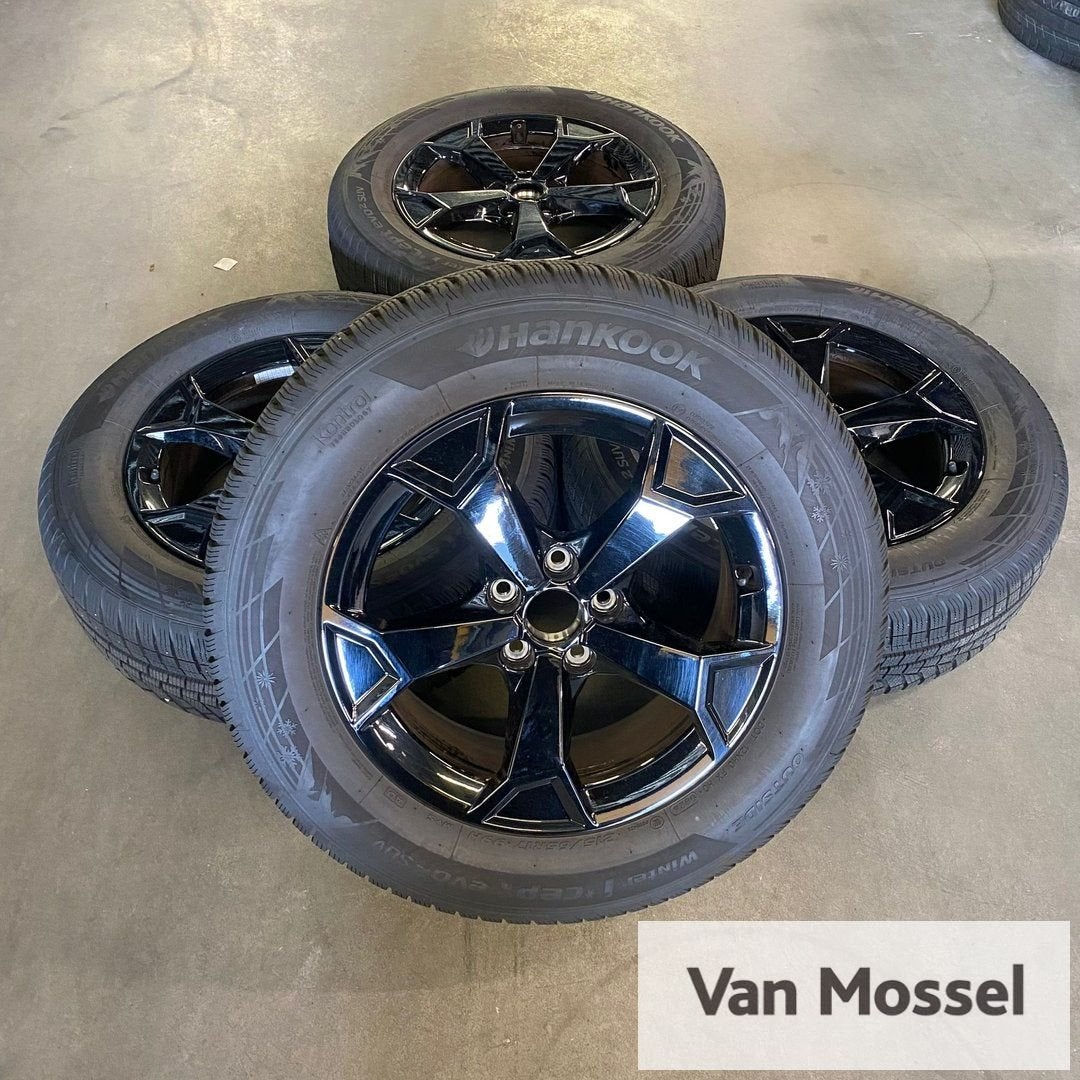 Audi Q3 Hankook Winter I Cept Evo 2 SUV 215/65/R17 99H, -, -, Banden en Velgen, 17 inch
