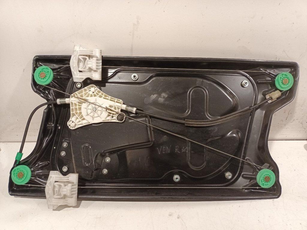 Raammechaniek elektrisch rechts voor Land Rover Discovery, Onderdelen@venauto.nl, Van der Ven Autorecycling B.V., Ettenseweg 76, 4706 PB Roosendaal, The Netherlands