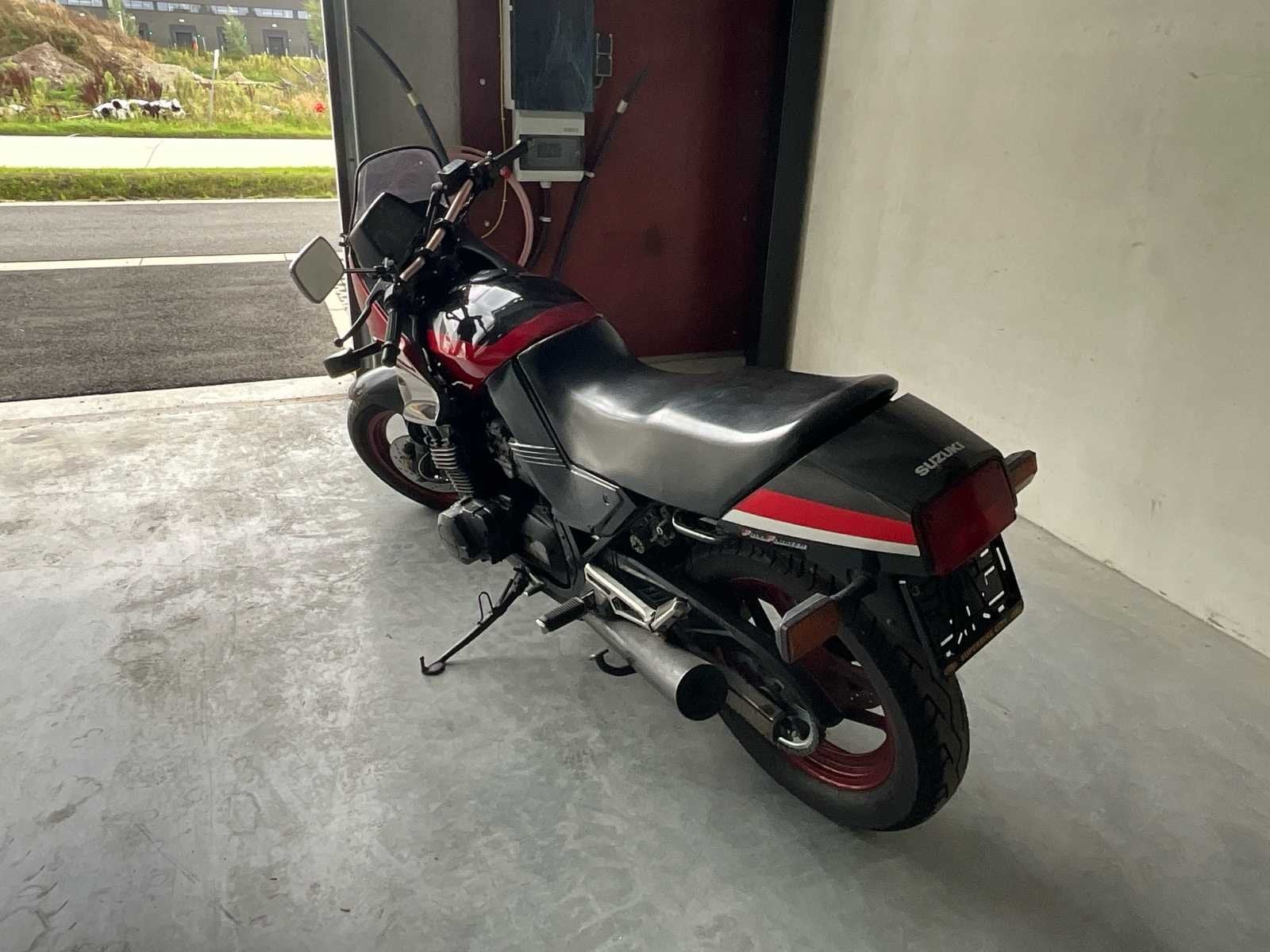 Suzuki GSX 750 ES 1984, Motos, Motos | Suzuki, Entreprise, Autre