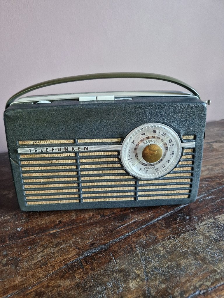 Kavalier de luxe 3391K Telefunken, Antiquités & Art, Antiquités | TV & Hi-Fi, Enlèvement ou Envoi
