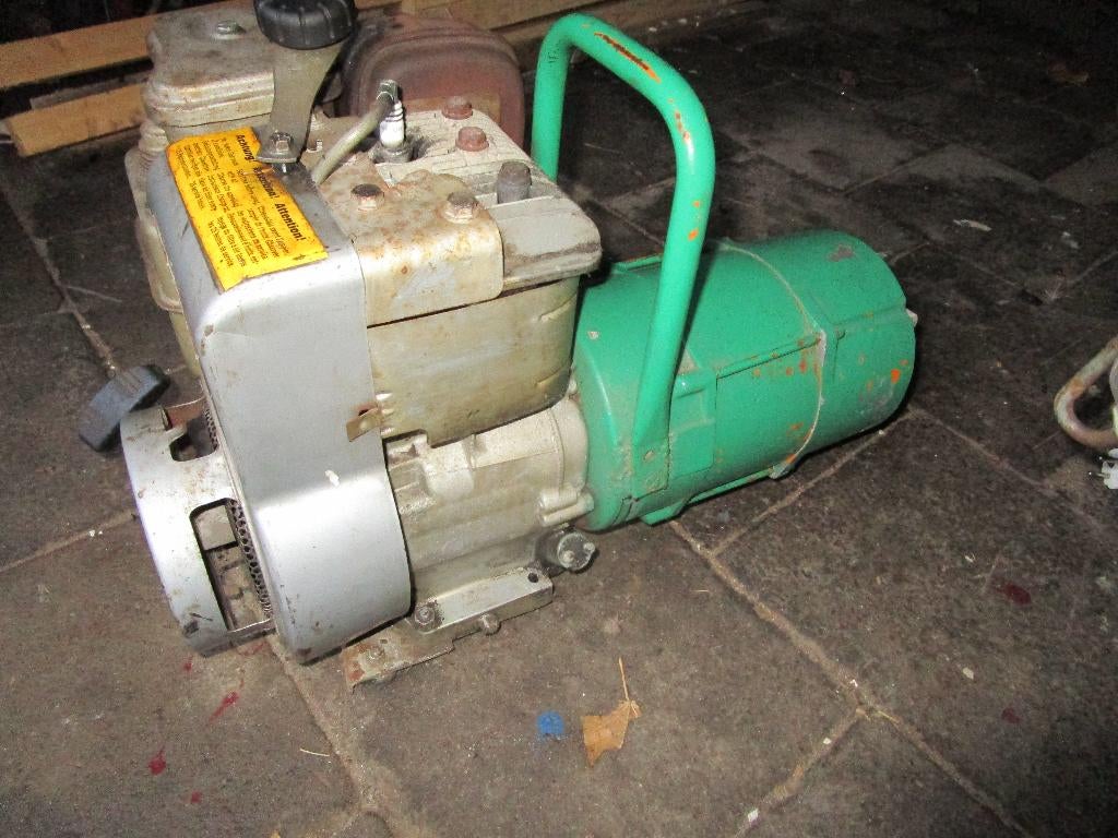 oude generator bosch, Ophalen, Gebruikt, Minder dan 5 kVA, Benzine