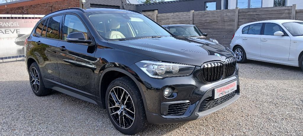 BMW X1 sDRIVE 1.6d AUTOMAAT LEDER NAVI CAMERA 2018 130000KM, Auto's, BMW, Particulier, Te koop, X1, ABS, Achteruitrijcamera, Adaptive Cruise Control