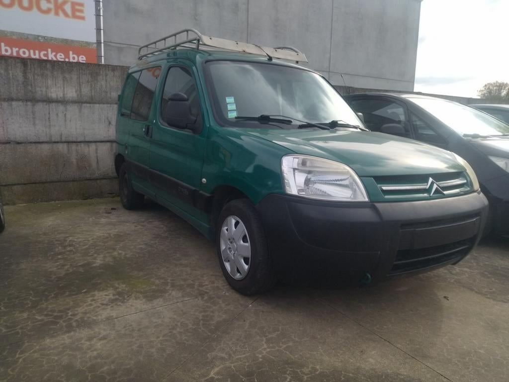 Citroën Berlingo essence 1.4 km190000, Autos, Achat, 2 places, Boîte manuelle, Noir