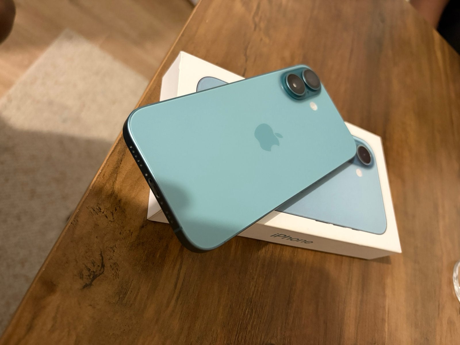 Iphone 16 256GB, 128 GB, IPhone 16, Zo goed als nieuw, Groen