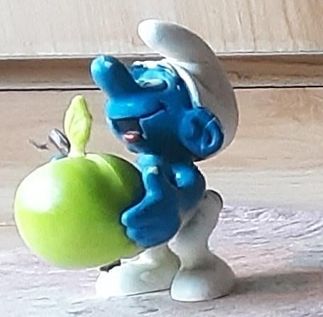 SMURF SCHTROUMPF SCHLUMPF POPPETJE PEYO 1982, Verzamelen, Ophalen of Verzenden