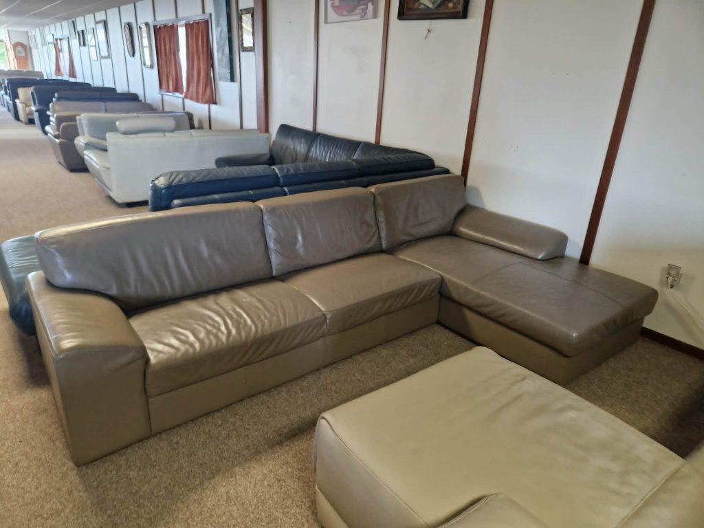 TAUPE BUFFELLEDEREN HOEKSALON AFM 310 X 170, Ophalen, Gebruikt, Leer
