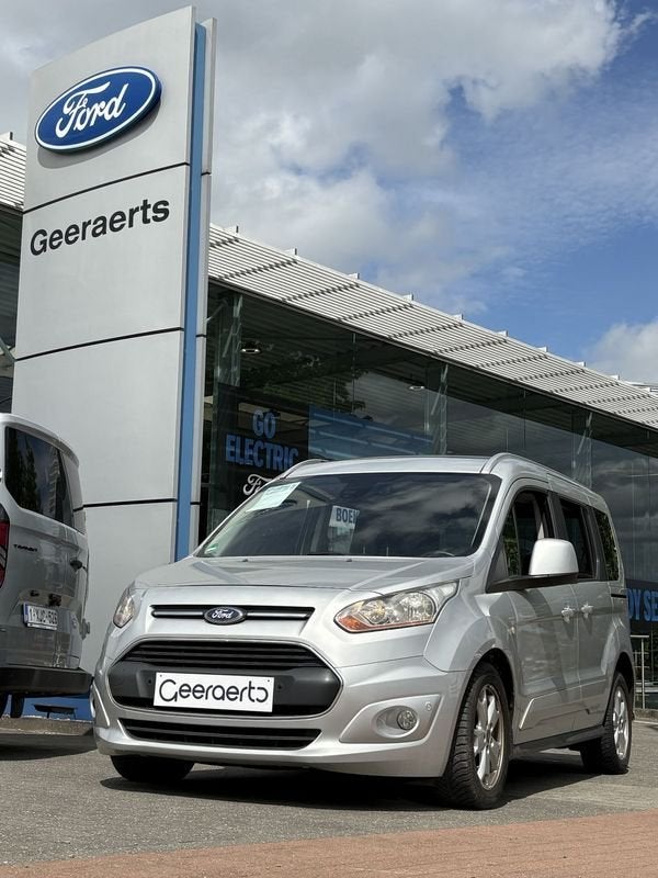 Ford Tourneo Connect EcoBoost Titanium, Auto's, Ford, Voorwielaandrijving, Euro 5, Gebruikt, Zwart
