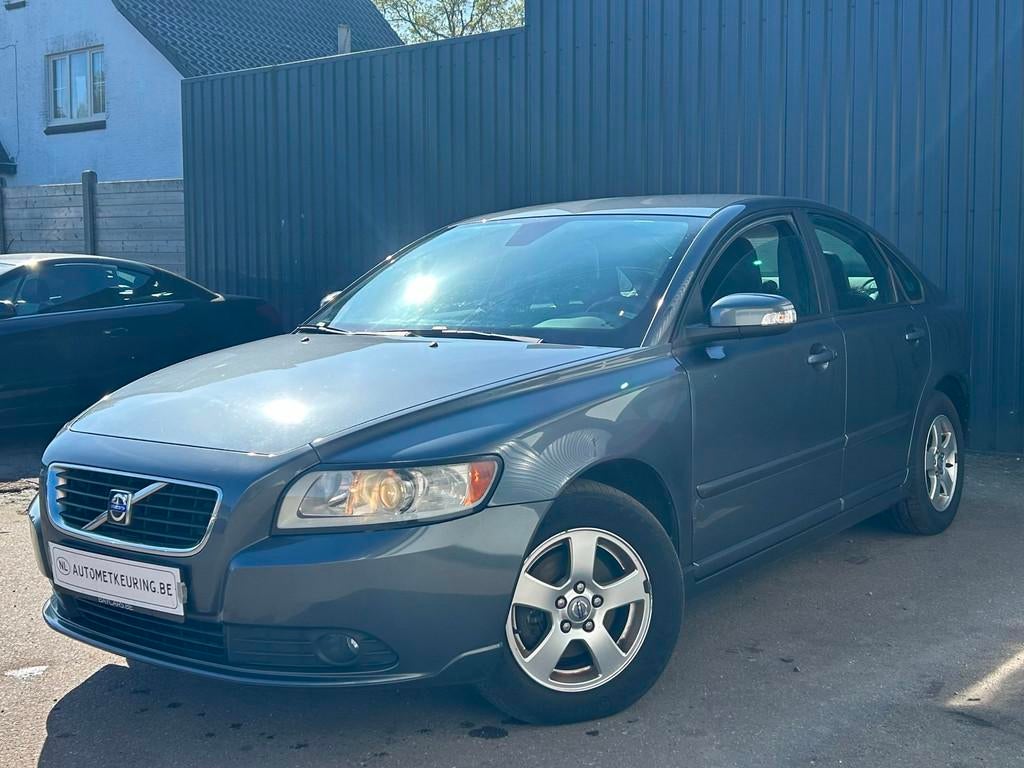 Volvo S40 Airco 1.8 Momentum, Autos, Volvo, Cuir, Achat, 4 portes, Entreprise