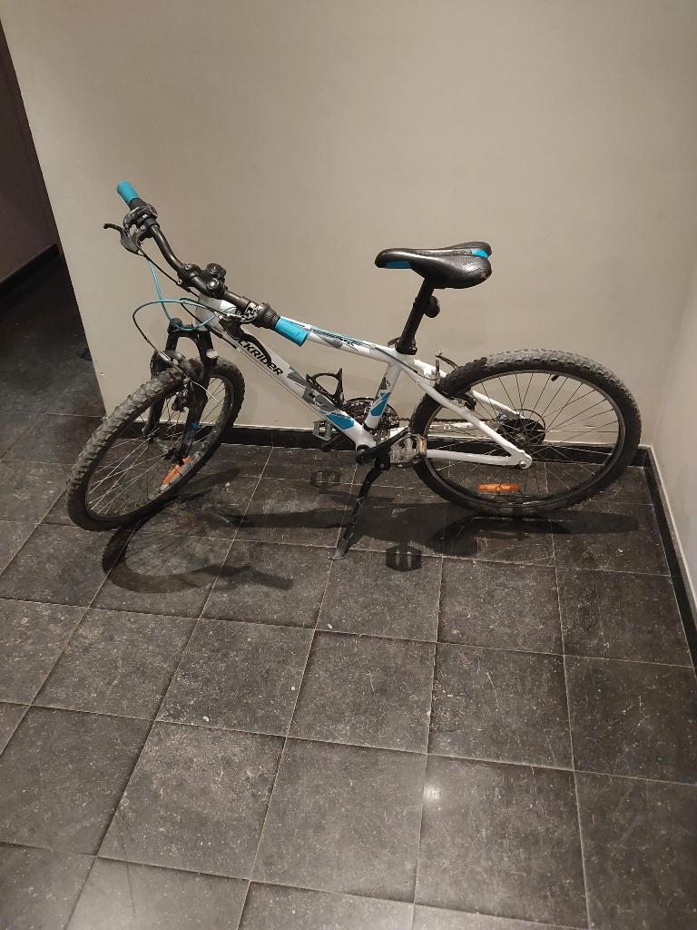JONGENS FIETS 24 INCH, Fietsen en Brommers, Fietsen | Jongens, Ophalen, B-twin, Velgrem, Versnellingen
