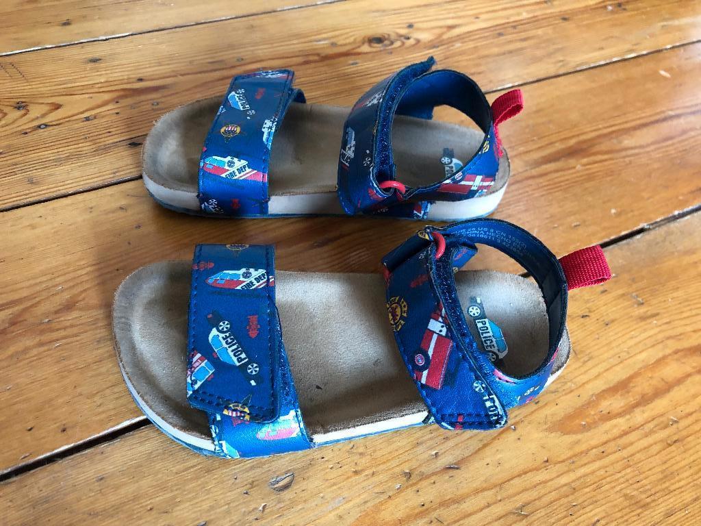 sandales pour garcon pointure 25, Garçon, Comme neuf, Enlèvement, Chaussures