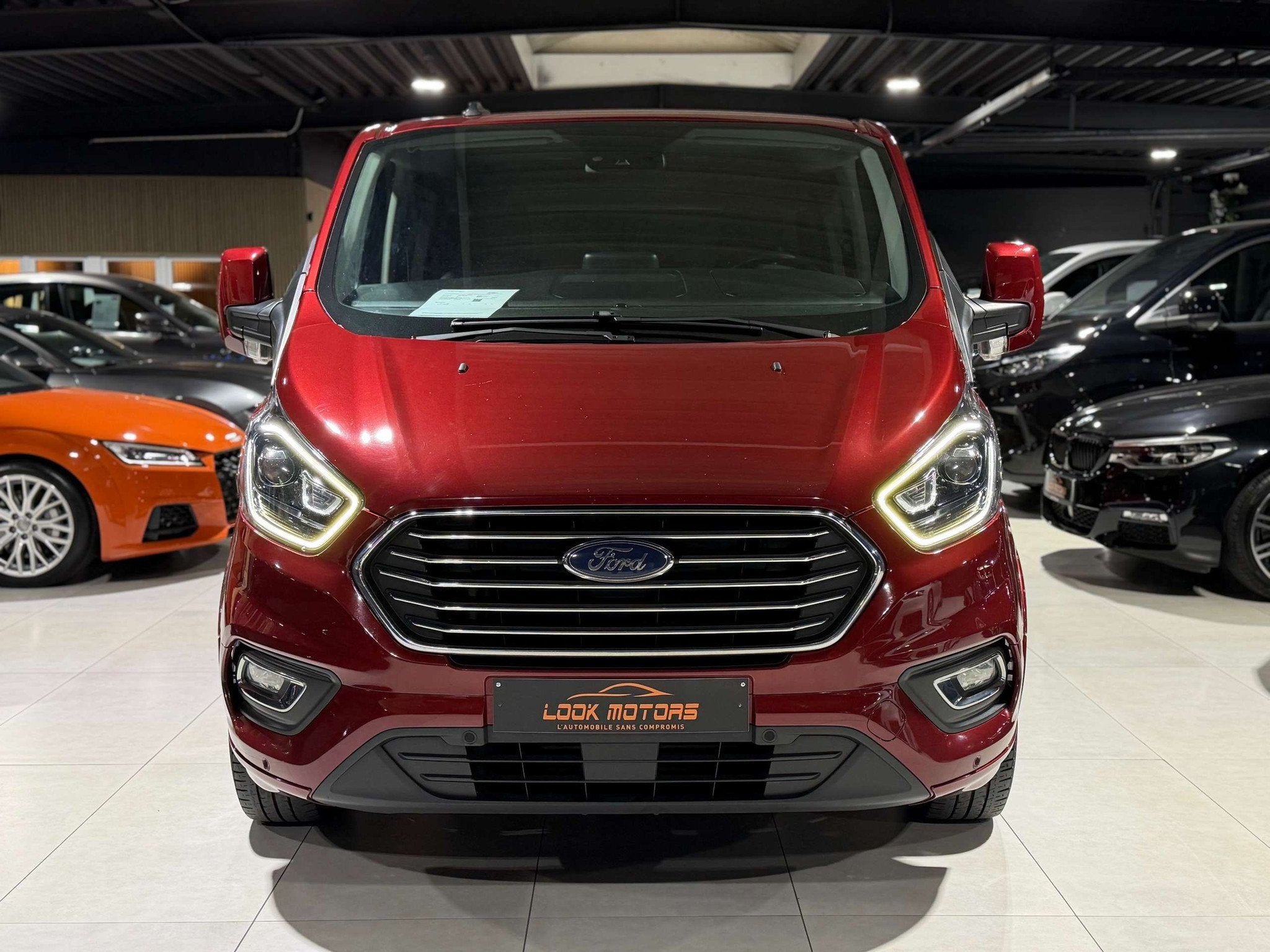 Ford Tourneo Custom 2.0 TDCi Titanium X LONG CHASSIS 185cv 8, Rouge, Achat, Boîte manuelle, 5 portes