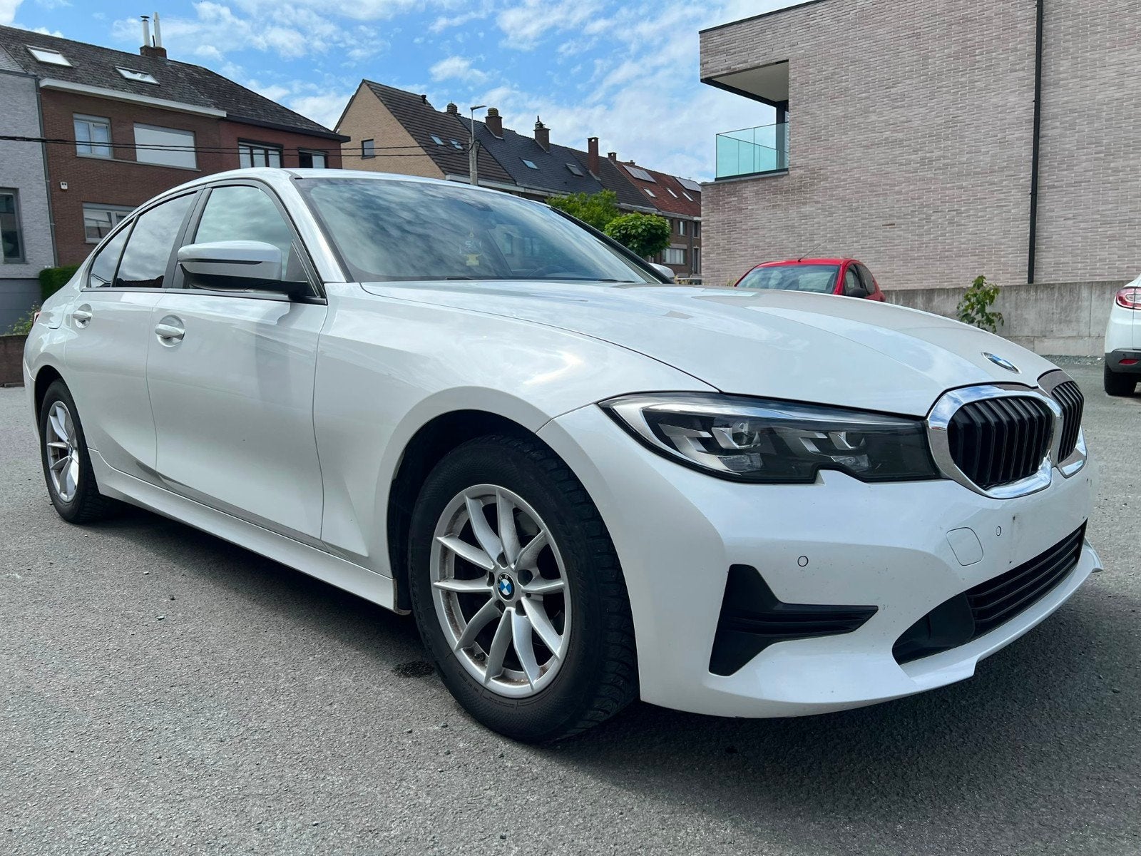 BMW 318 D EURO6D, Cuir, Achat, Entreprise, Boîte manuelle