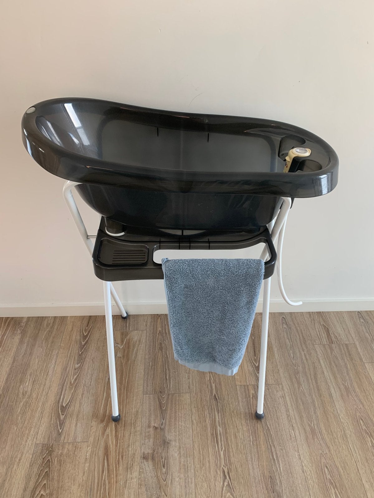 Babybadje met staander Bébéjou, Enlèvement, Utilisé, Standard, Bébé-jou