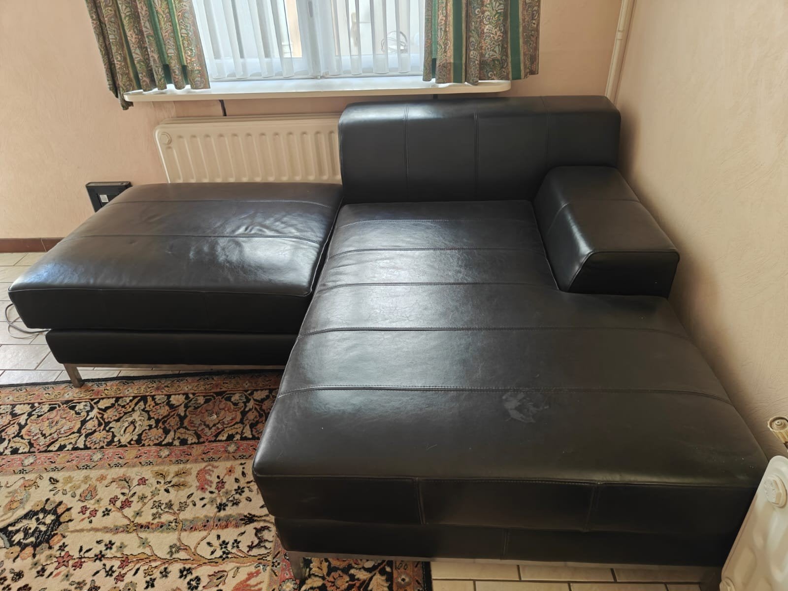 Lederen zetel, zwart., Huis en Inrichting, Ophalen, Zo goed als nieuw, Leer