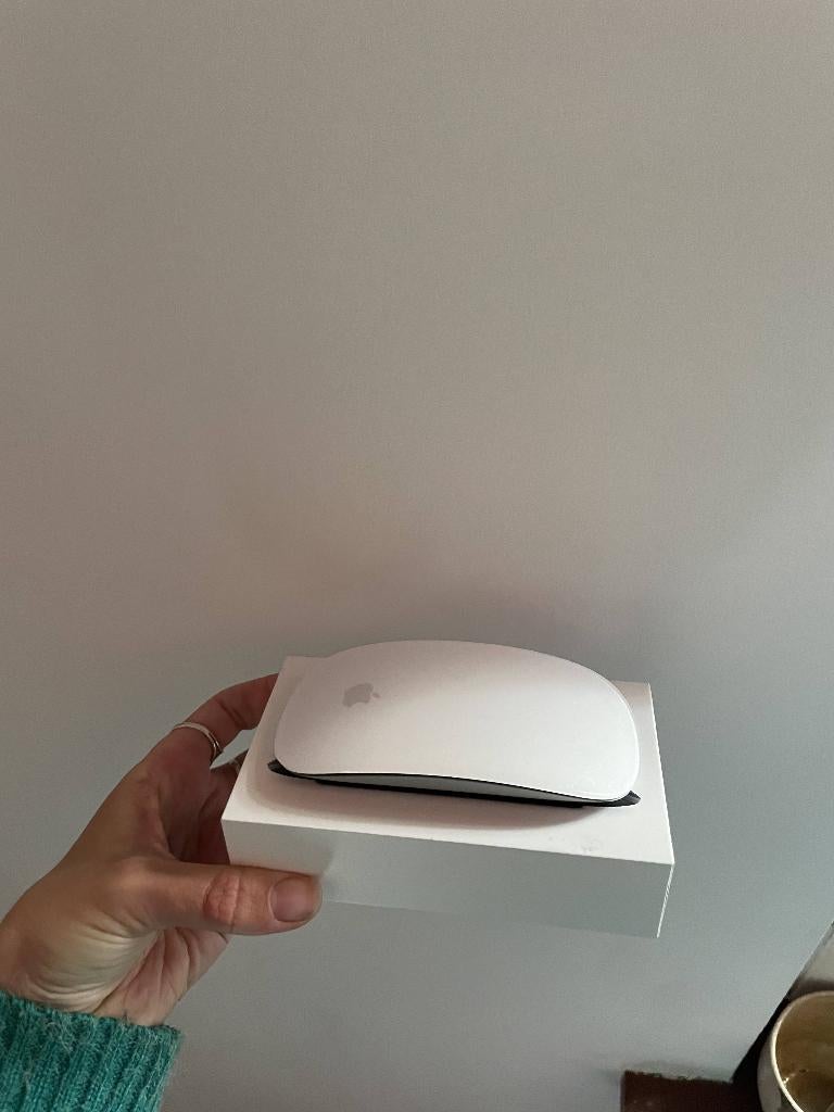 Apple magic mouse, Computers en Software, Muizen, Ophalen, Muis, Gebruikt, Draadloos